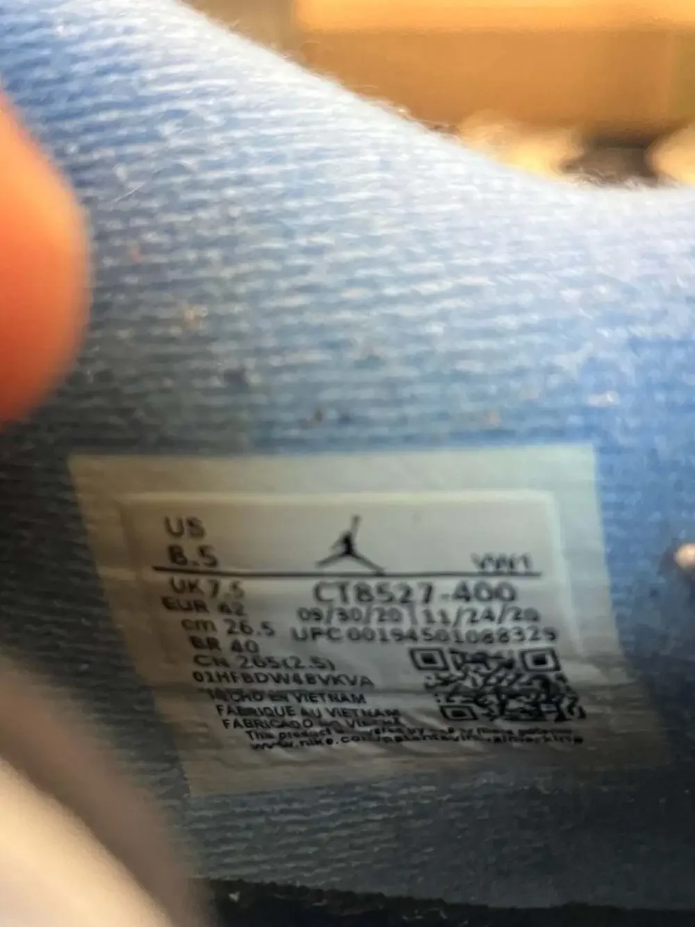Air Jordan 4 Retro 'University Blue' Basketball Sneakers CT8527-400